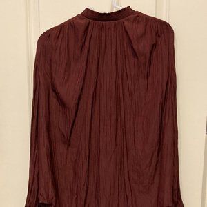 Aritzia turtle neck blouse